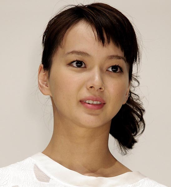 嵐・二宮和也が多部未華子と15年ぶり共演で話題 “人気タッグ”はピンでは視聴率不安の裏返し(日刊ゲンダイDIGITAL)