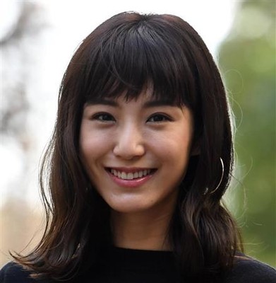 出岡美咲、４０歳一般男性と結婚「特に肉食なのでこの日にしました」（サンケイスポーツ）