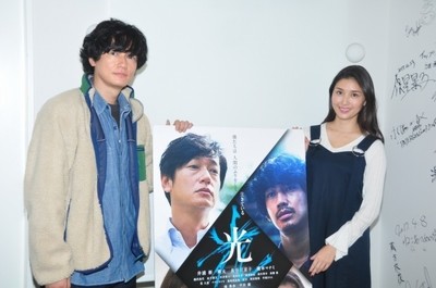 井浦新「光」で役にのめり込みすぎて記憶が飛んだ！橋本マナミ「新さんがぶっ壊れた」（映画.com）