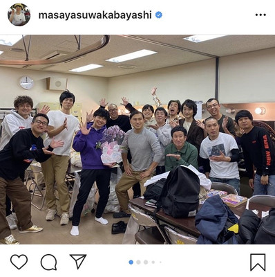 オードリー・若林、芸人仲間が祝福「楽屋で一切喋ってなかった私が集合写真まで辿り着きました」（スポーツ報知）