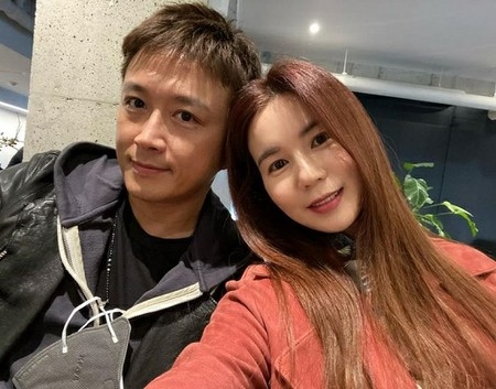 ”妊娠中”女優パク・シウン、夫である俳優チン・テヒョンが甘い日常を公開(WoW!Korea)
