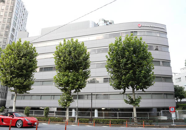 元・光GENJI 内海光司と佐藤アツヒロの現在地…リストラ免れた“組織遊泳”の秘訣とは(日刊ゲンダイDIGITAL)