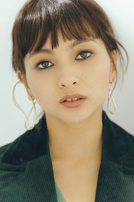 ゆきぽよがギャルメイクを封印。“盛らない”引き算メイクでイメチェン！（ELLEgirl）