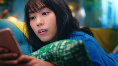 有村架純と吉田羊がネット予約を実況解説　ホットペッパービューティー新CM（CINRA.NET）