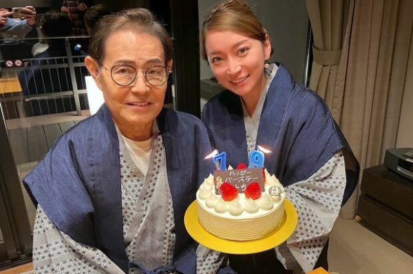 加藤茶79歳の誕生日！妻・綾菜、抱きしめようと近寄る私に “加トちゃんが叫んだ言葉”(週刊女性PRIME)