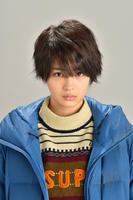 広瀬すず、ベリーショートで“ネカフェ少女”に挑む！「anone」瑛太ら共演者発表（cinemacafe.net）