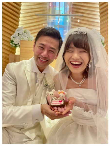 “22歳差婚”の大浦龍宇一、妻・ゆりえと結婚3周年 念願のウエディングフォトが幸せいっぱい(ねとらぼ)