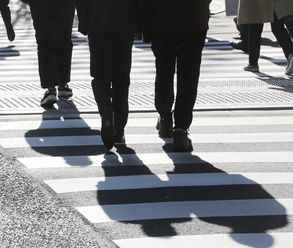 チクリ主の正体は美容整形医か警察か？ 週刊誌記者に相談すると…【紀州のドン・ファンと元妻 最期の5カ月の真実】(日刊ゲンダイDIGITAL)