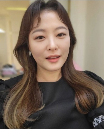 タレントシム・ジンファ、頬の肉が行方不明になって綺麗になった…「かなり痩せました」(WoW!Korea)