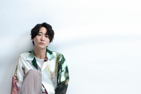 俳優・浅香航大インタビュー 充実の暮らしのキーワードは おいしいお酒とご飯、そしてキャンプ(CREA WEB)