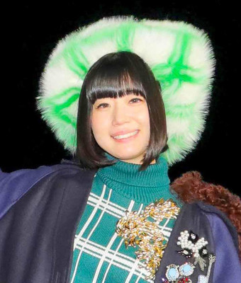 バカリズムと電撃婚の夢眠ねむ、「でんぱ組」古川未鈴のブーケトスキャッチから秒速婚（スポーツ報知）