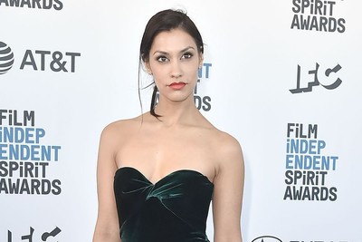 フォトショ疑惑も浮上。ヘンリー王子とメーガン妃のクリスマスカード、撮影したのは妃の友人（ELLE ONLINE）