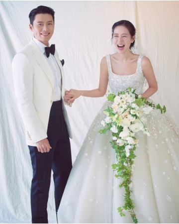 “愛の不時着カップル”ヒョンビン＆ソン・イェジンの挙式、非公開も徐々に詳細明らかに＝祝歌はキム・ボムス＆GUMMY、祝辞はチャン・ドンゴン(WoW!Korea)