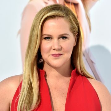 髪やまつ毛を抜かずにはいられない……「抜毛症」の苦しみをコメディアンが告白(Harper’s BAZAAR（ハーパーズ バザー）)