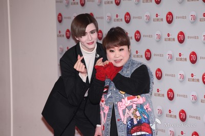 天童よしみ、Mattと共演「本当に息子を見てるよう」（MusicVoice）