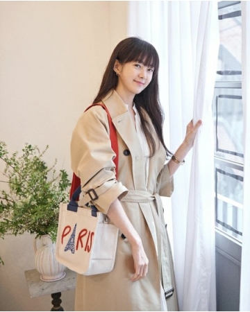 女優イ・ヨウォン、20歳になる娘のママ?ファンを驚かせる美貌が話題に(WoW!Korea)