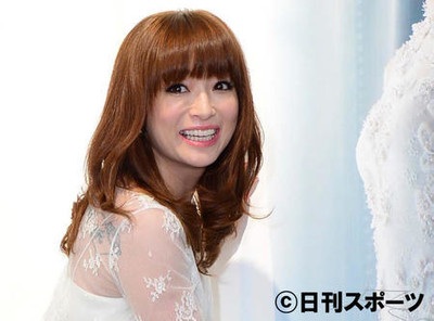 浜崎あゆみ、昨年末に出産していた　父親は不明（日刊スポーツ）