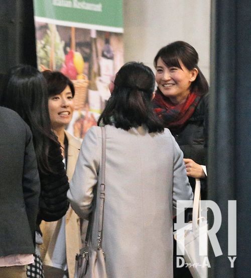 祝・妊娠報道！NHK井上あさひアナ「オーラ溢れる」魅力現場(FRIDAY)