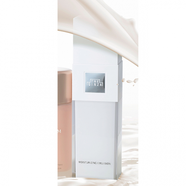 肌のきれいな50代が愛用している「乳液」って?瞬時に肌変化を実感!(Web eclat)