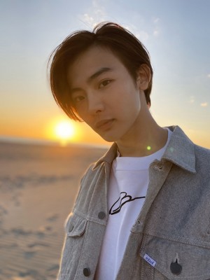 “令和のインターナショナル新人” 日本語・英語・韓国語を操るPOP/R&BシンガーNOAがデビュー（エキサイトミュージック）