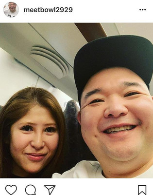 新婚・内山信二、美人妻と初めての新幹線で２ショット「ええ顔」「お似合いの夫婦」（スポーツ報知）