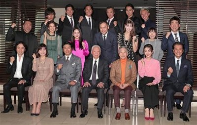 ６０歳渡辺謙、交際宣言「全面的にバックアップしてもらっている」（サンケイスポーツ）