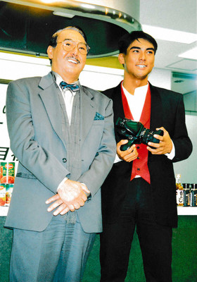 宍戸錠さん死去　ほっぺで魅せた「エースのジョー」　一人暮らしの自宅で倒れ…（スポニチアネックス）