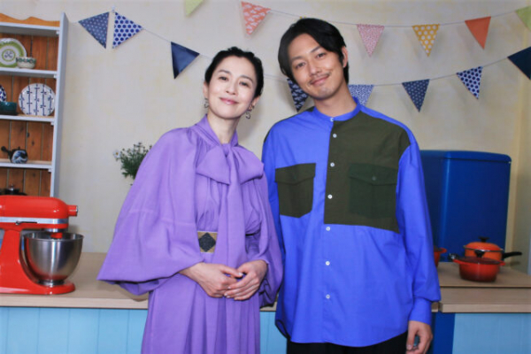 【インタビュー】クッキング・リアリティー番組『ベイクオフ・ジャパン』　総勢10人のベイカーたちを見守る番組ホストの坂井真紀＆工藤阿須加「家族のように感情移入してしまいました」(エンタメOVO)