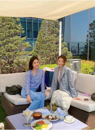 タレントのパク・ウンジ、イム・チャンジョンの妻ソ・ハヤンと仲良しショット(WoW!Korea)