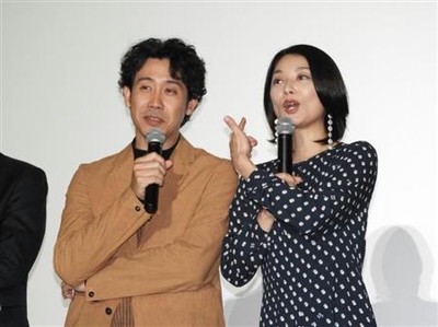 弱っちい大泉洋と強い小池栄子の“相性の妙”が文句なし！　映画「グッドバイ　嘘からはじまる人生喜劇」（夕刊フジ）