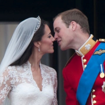 彼こそキング?「ウィリアム王子」誕生から母の死、名門校トップの10代、結婚まで(婦人画報)