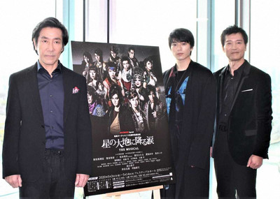 岸谷五朗＆寺脇康文“銀婚式”でもラブラブアピール「凄く好き」「僕も負けないくらい好き」（スポニチアネックス）