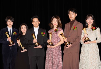 池松壮亮、5年ぶりのキネマ旬報ベスト・テン授賞式で熱いスピーチ！「僕だけの力では到底及ばない場所」（Movie Walker）