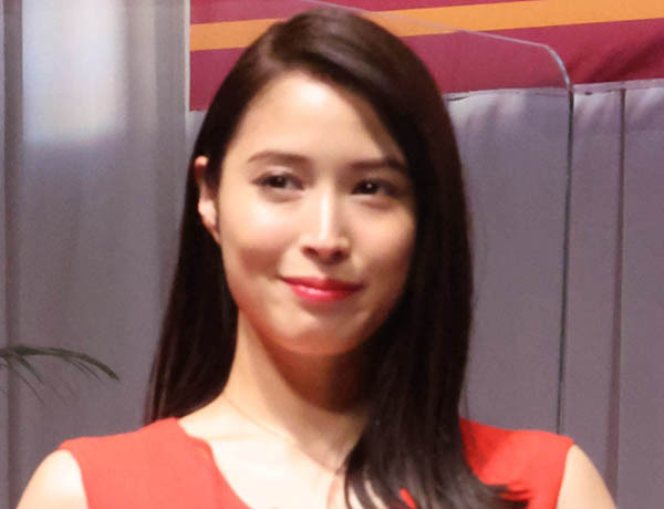 広瀬アリス「恋マジ」vs上野樹里「じぞ恋」の軍配は？ 令和の恋愛ドラマは“多種多様”がカギ(日刊ゲンダイDIGITAL)