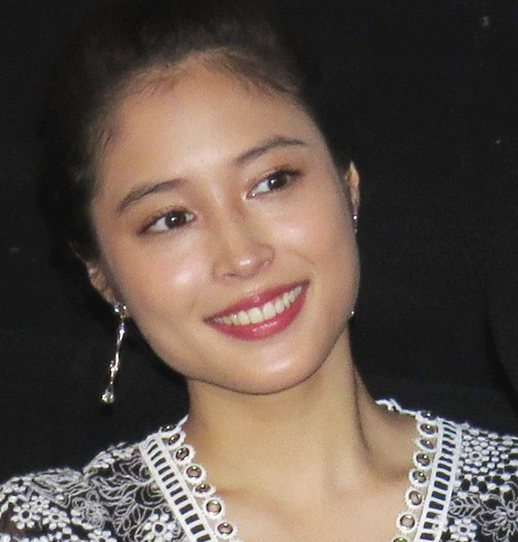 広瀬アリスは「活動休止じゃない」と説明…難聴で「活動休止」発表の関ジャニ・大倉忠義との結婚の行方(日刊ゲンダイDIGITAL)