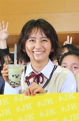 “素直な１９歳”岡田結実、大人入り葛藤中！　２０歳になりたくないけれど「オールでカラオケ」やってみたい（夕刊フジ）