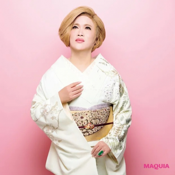 IKKOさん「人生山あり谷あり。だからこそ笑顔を忘れずにね」。いつまでも美しい姿と心でいるためのスピリットとは(MAQUIA　ONLINE)