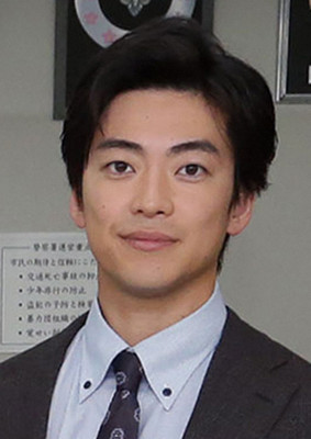 大東駿介　中学時代の極貧生活明かす　母が蒸発、1円玉集めて買った駄菓子が主食…引きこもりに（スポニチアネックス）