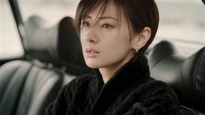 北川景子が歌う！ＧＬＡＹ２５周年ベスト盤ＣＭで涙ながらにキュートに（サンケイスポーツ）