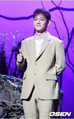 “授かり婚発表”「EXO」CHENの脱退要求するファンら、SMエンタに“宅配攻撃”（WoW!Korea）