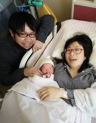 女芸人ウッチィが第１子出産「元気な女の子を出産致しました！」（東スポWeb）