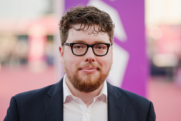 「Pig」監督、グラフィックノベル「サブリナ」を映画化(映画.com)