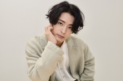 塩野瑛久、人気キャラ生み出す秘密「のめり込む演技」で魅了（シネマトゥデイ）