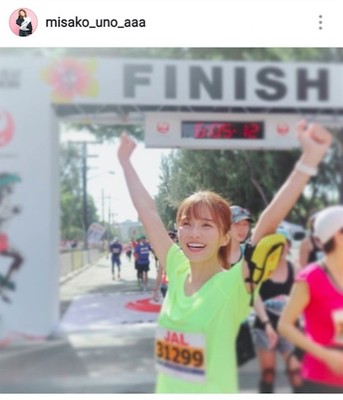 AAA宇野実彩子、初のフルマラソン完走後の写真公開で驚きの声「マラソン後なのに美しすぎ！」「走り終わったあとでもこんなに…」（E-TALENTBANK）