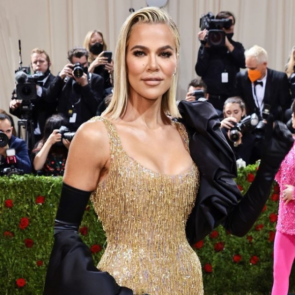 整形12回疑惑に改めて反論　クロエ・カーダシアン「鼻の手術を1度受けただけ！」(ELLE DIGITAL)