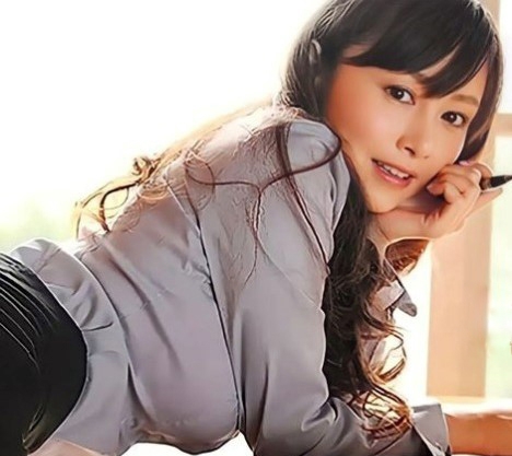 “億り人”杉原杏璃 不安定なグラドル時代支えた経済力、自立に不安ある主婦に提言「何があっても私は生きていけるという自信に」(オリコン)