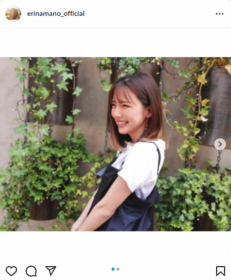 スペイン在住の真野恵里菜　夏服コーデ披露　笑顔はじける　「岳カメラマン？」「羨ましい」の声(スポニチアネックス)