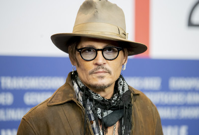 骨もぐしゃぐしゃ…ジョニー・デップ、元妻による指切断事件を語る（シネマトゥデイ）
