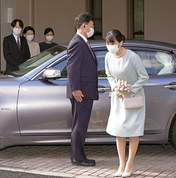 小室圭さんが失業なら…切羽詰まった眞子さんの帰国はあるのか【皇室のトリビア】(日刊ゲンダイDIGITAL)