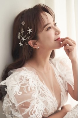 女優イ・イプセ、“2年交際”同い年の事業家と26日に結婚（WoW!Korea）